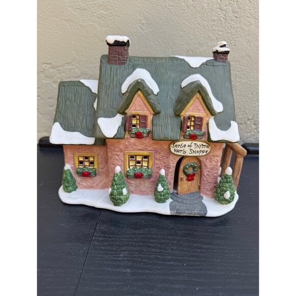 Vintage Sense of Thyme Christmas Village House 2001 - Picture 1 of 7